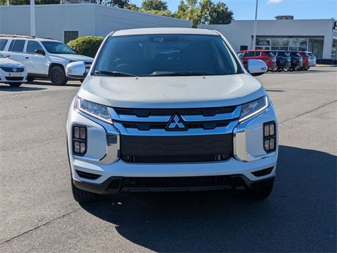 New 2025 Mitsubishi Outlander Sport SE image 8
