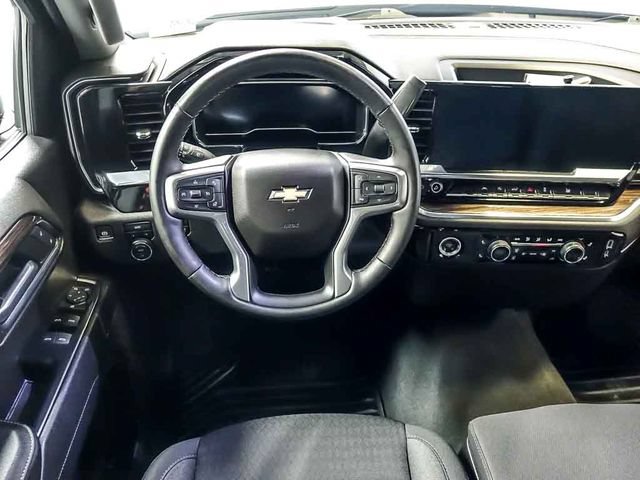 Certified 2023 Chevrolet Silverado 1500 LT AWD/4WD image 16