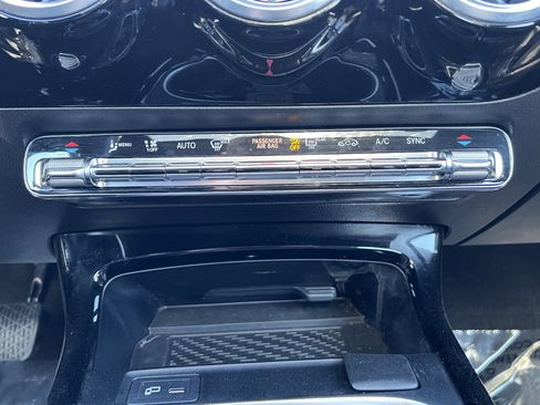 Certified 2021 Mercedes-Benz A 220 4MATIC image 30