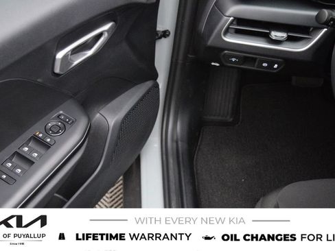 New 2026 Kia K4 FWD image 27