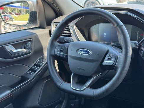 Used 2025 Ford Escape ST-Line AWD/4WD image 12