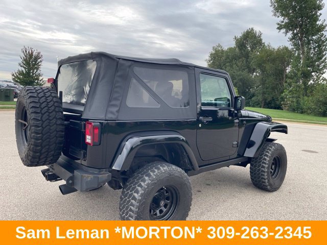Used 2009 Jeep Wrangler Sahara w/ Dual Top Group AWD/4WD image 3