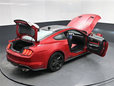 Used 2020 Ford Mustang GT Premium w/ Equipment Group 401A image 18