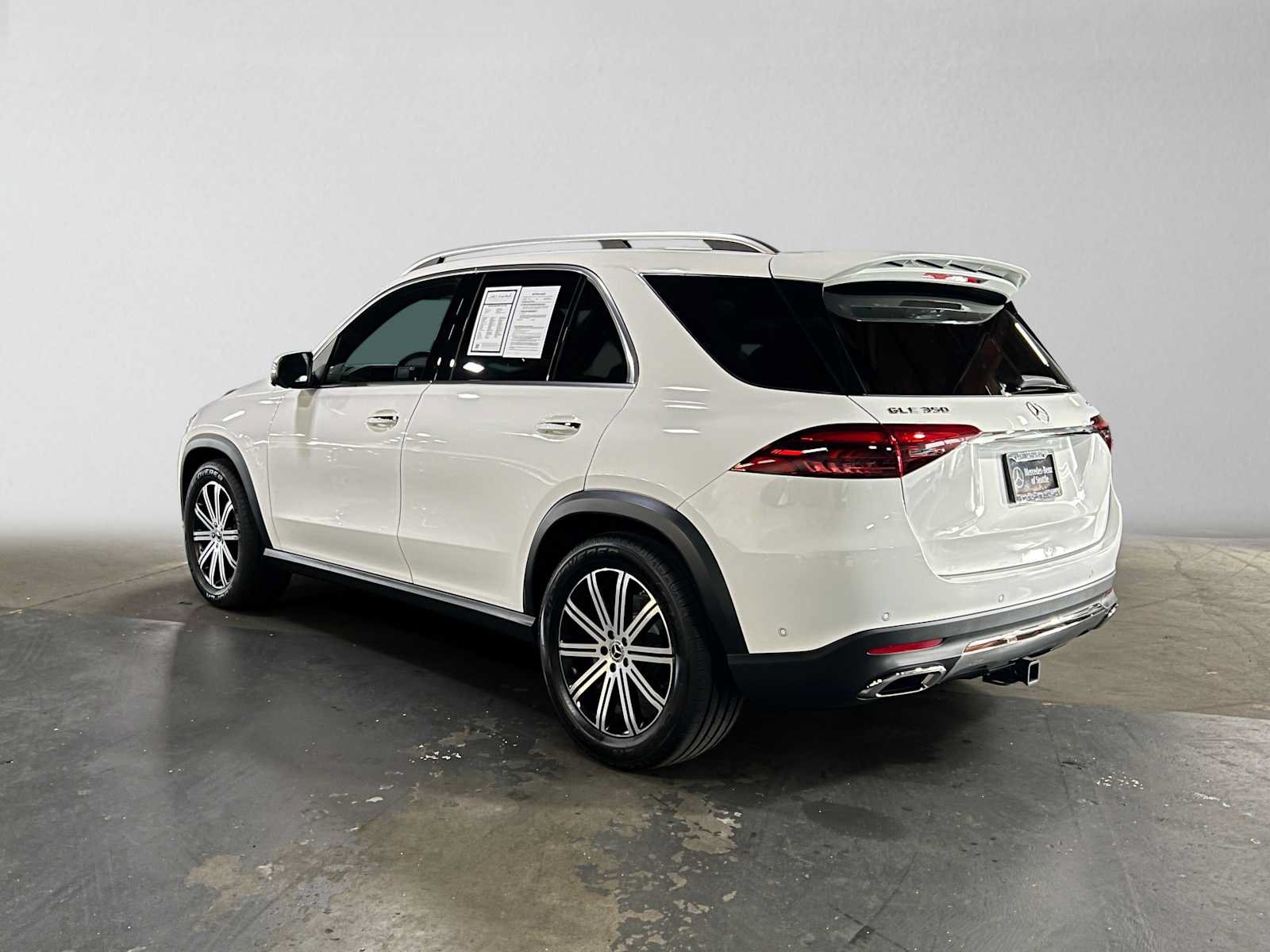 Used 2026 Mercedes-Benz GLE 350 4MATIC image 5