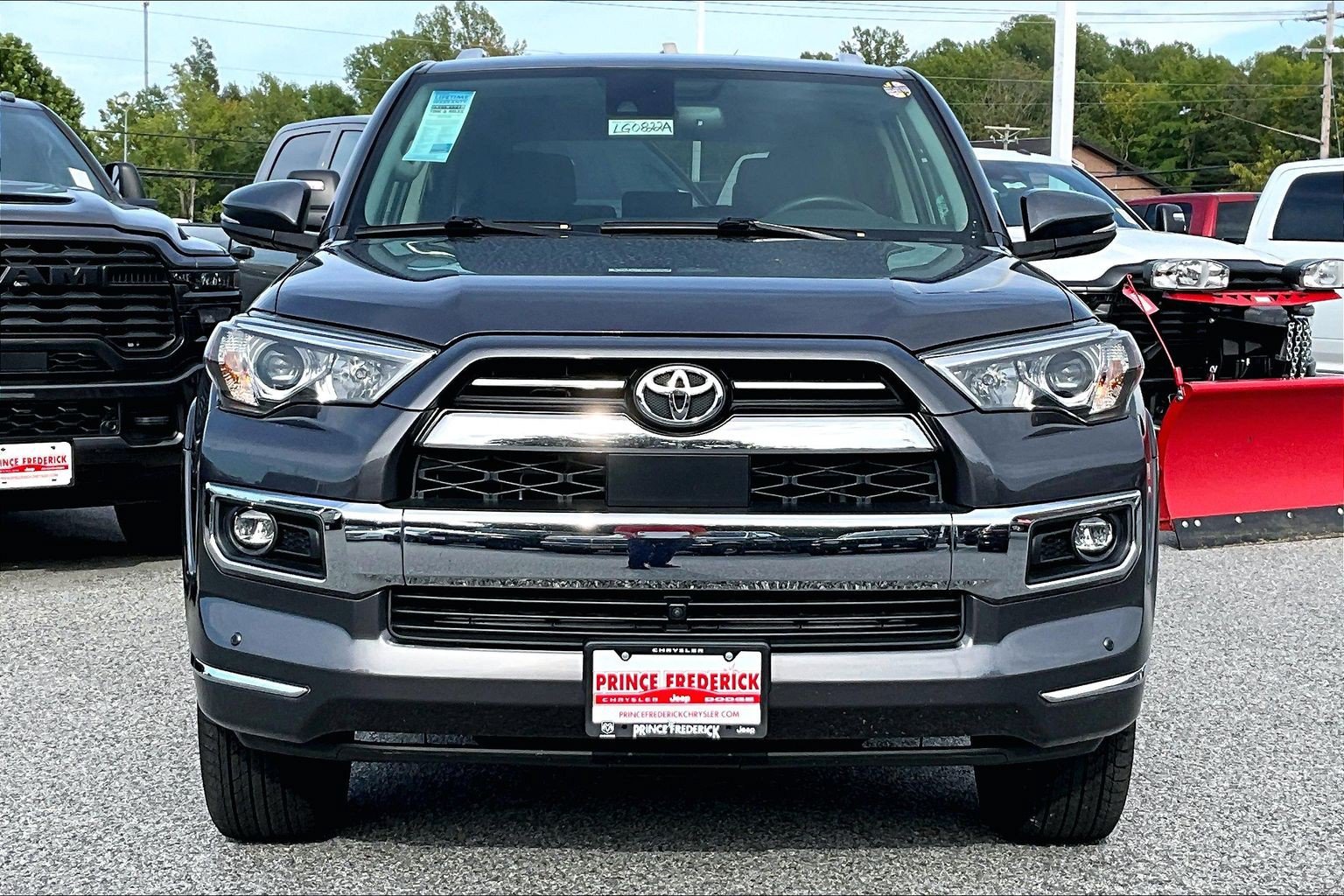 Used 2023 Toyota 4Runner Limited AWD/4WD image 2