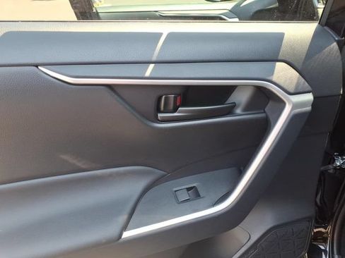 Used 2025 Toyota RAV4 LE FWD image 6