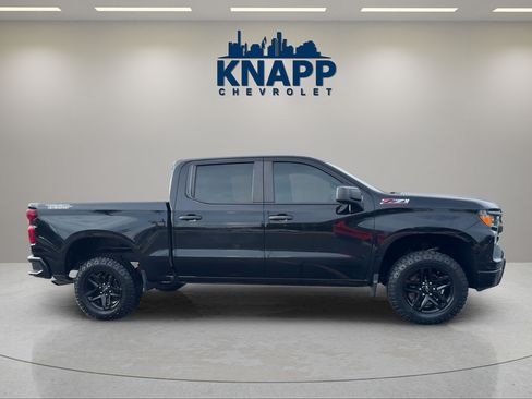 Used 2022 Chevrolet Silverado 1500 Custom Trail Boss AWD/4WD image 6