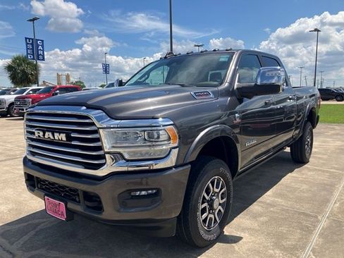Used 2023 RAM 2500 Limited AWD/4WD image 3