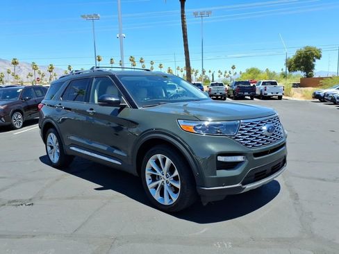 Used 2022 Ford Explorer Platinum w/ Equipment Group 601A AWD/4WD image 31