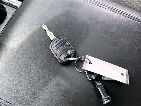 Used 2014 Ford F350 Platinum image 14