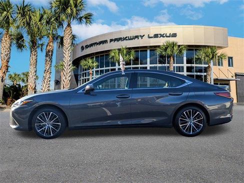 Certified 2025 Lexus ES 300h w/ Premium Package image 5
