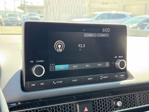 Used 2025 Honda Civic Sport image 12