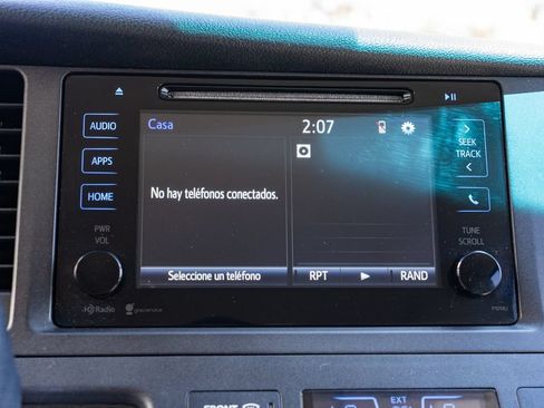 Used 2015 Toyota Sienna LE FWD image 16