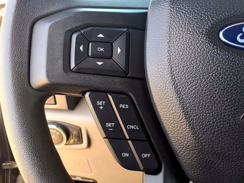 Used 2022 Ford F250 XLT w/ XLT Premium Package image 17