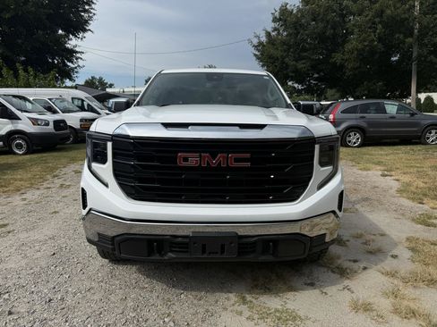 Used 2023 GMC Sierra 1500 Pro w/ Pro Value Package AWD/4WD image 2