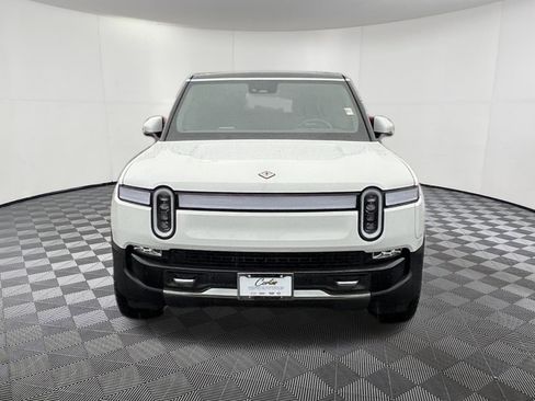 Used 2022 Rivian R1S Launch Edition image 2