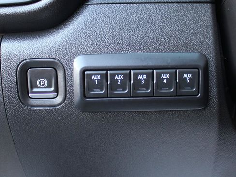 Used 2024 Chevrolet Silverado 2500 W/T w/ WT Convenience Package AWD/4WD image 44