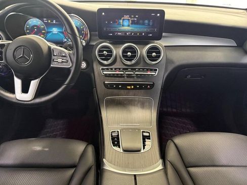 Used 2022 Mercedes-Benz GLC 300 4MATIC image 9