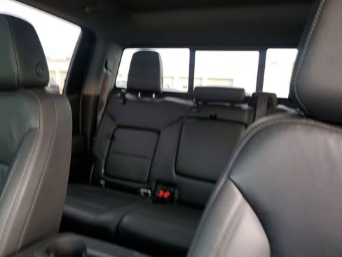 Used 2021 Chevrolet Silverado 1500 LT Trail Boss w/ Convenience Package II image 27