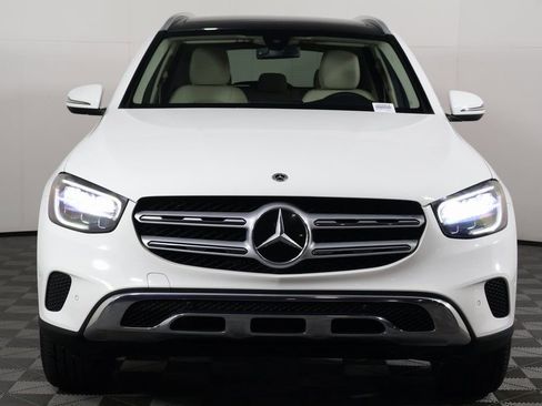 Used 2021 Mercedes-Benz GLC 300 4MATIC image 2