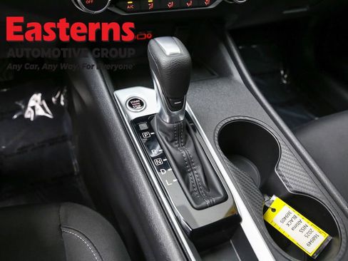 Used 2025 Nissan Altima 2.5 SV image 13