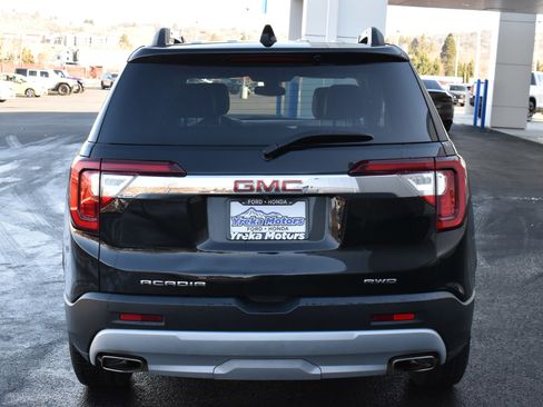 Used 2023 GMC Acadia SLT image 7