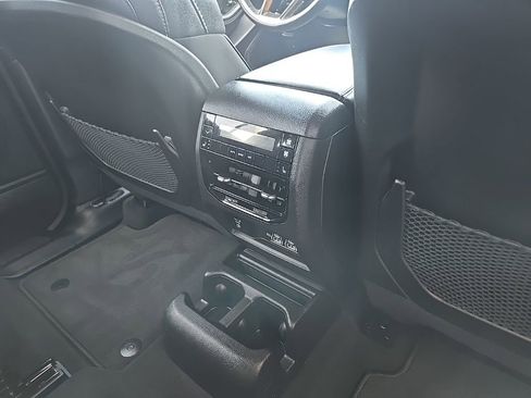 Used 2024 Jeep Grand Cherokee L Limited w/ Luxury Tech Group II image 93