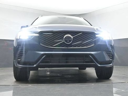 New 2026 Volvo XC60 T8 Plus w/ Climate Package PRO AWD/4WD image 38