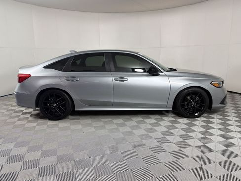 Used 2022 Honda Civic Sport image 8