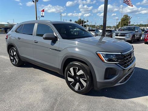 New 2026 Volkswagen Atlas Cross Sport SE image 8