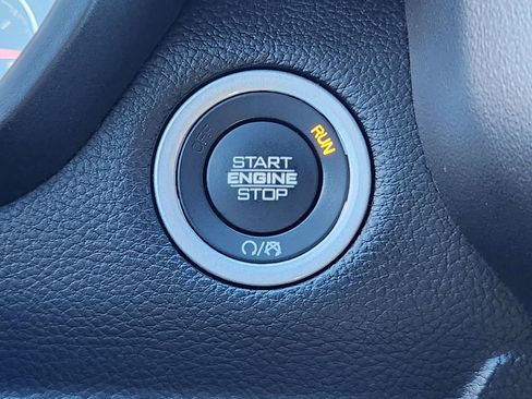 Used 2025 RAM 1500 Laramie image 23