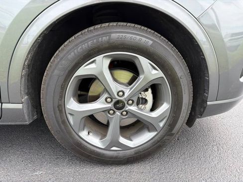Used 2024 Ford Escape ST-Line w/ Tech Pack #1 FWD image 29