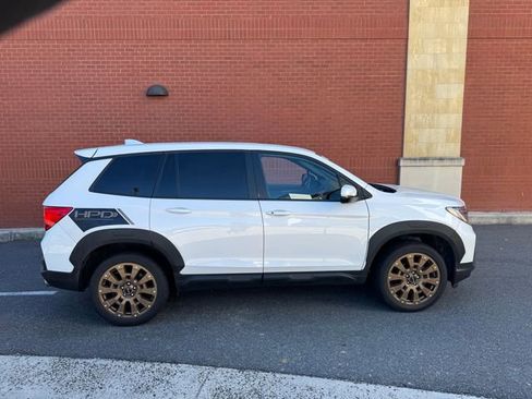Used 2023 Honda Passport EX-L image 2