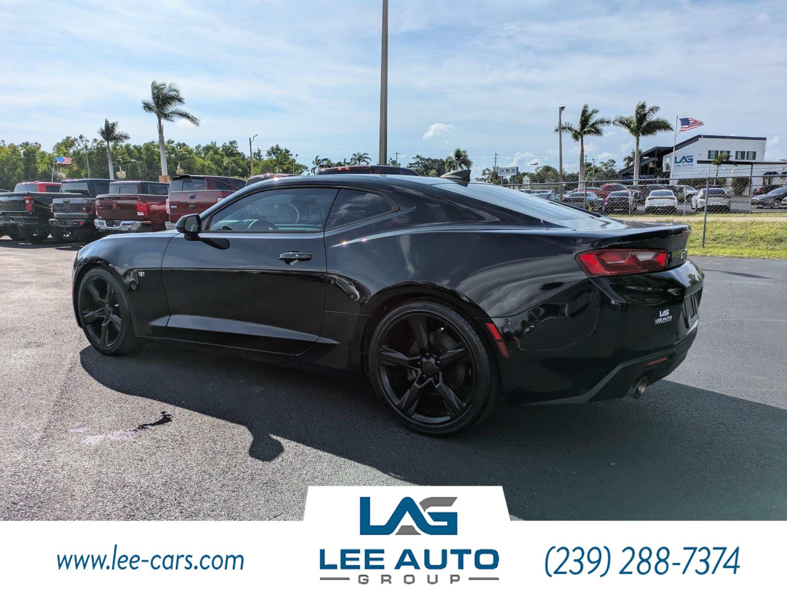 Used 2018 Chevrolet Camaro LT RWD image 5