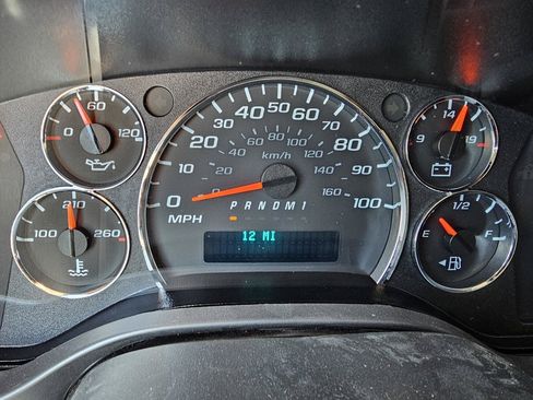 New 2025 Chevrolet Express 2500 Extended w/ Communications Package RWD image 23