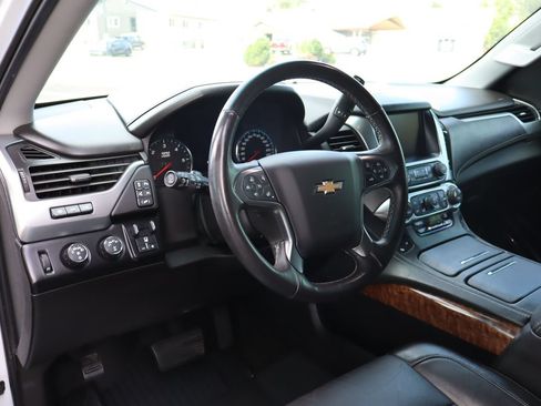Used 2017 Chevrolet Tahoe Premier AWD/4WD image 15