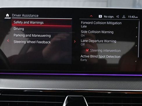 Used 2022 BMW M5 w/ Executive Package image 40