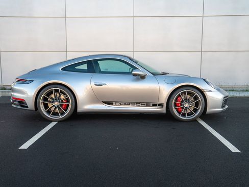 Certified 2024 Porsche 911 Carrera 4S AWD/4WD image 8