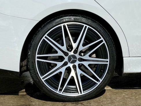 Used 2023 Mercedes-Benz C 43 AMG 4MATIC Sedan image 23