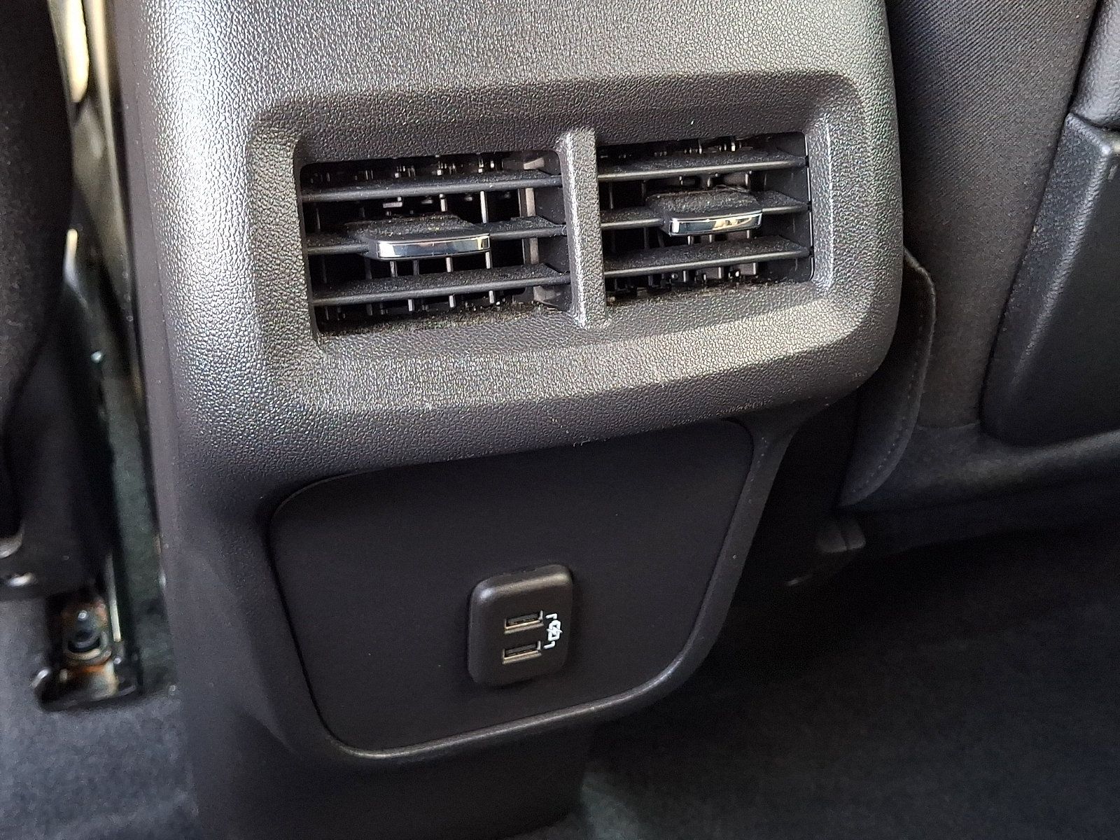 Used 2024 GMC Terrain SLE w/ Driver Convenience Package AWD/4WD image 11