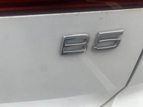 Used 2023 Volvo XC60 B5 Plus w/ Climate Package FWD image 14