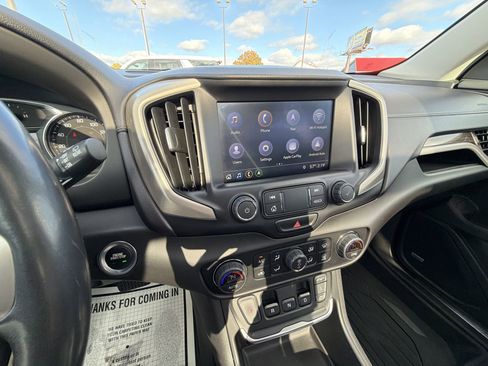 Used 2019 GMC Terrain Denali w/ Advanced Safety Package image 13