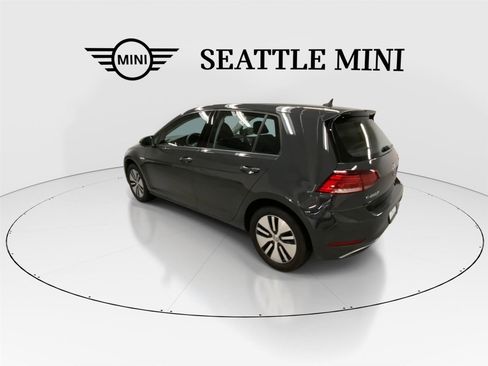 Used 2019 Volkswagen e-Golf SE w/ Driver Assistance Package FWD image 8
