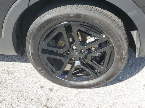 Used 2025 Kia Telluride SX Prestige X-Line image 5