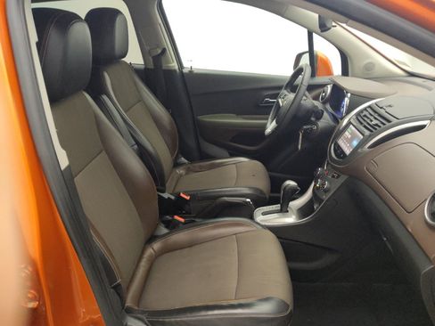 Used 2016 Chevrolet Trax LT w/ LT Convenience Package FWD image 21