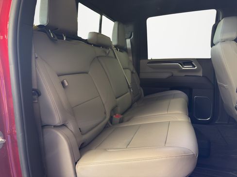 Used 2025 GMC Sierra 2500 SLT w/ SLT Premium Package AWD/4WD image 22