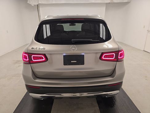 Used 2020 Mercedes-Benz GLC 300 image 7