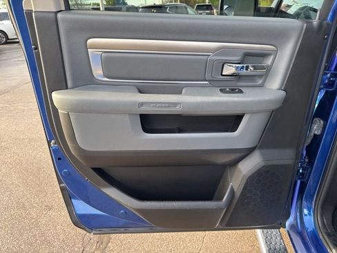 Used 2017 RAM 1500 Big Horn AWD/4WD image 17