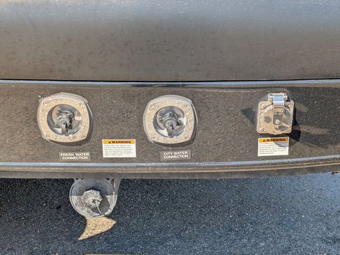 Used 2019 Mercedes-Benz Sprinter 170 Cargo image 7