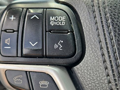 Used 2016 Toyota Highlander XLE AWD/4WD image 27